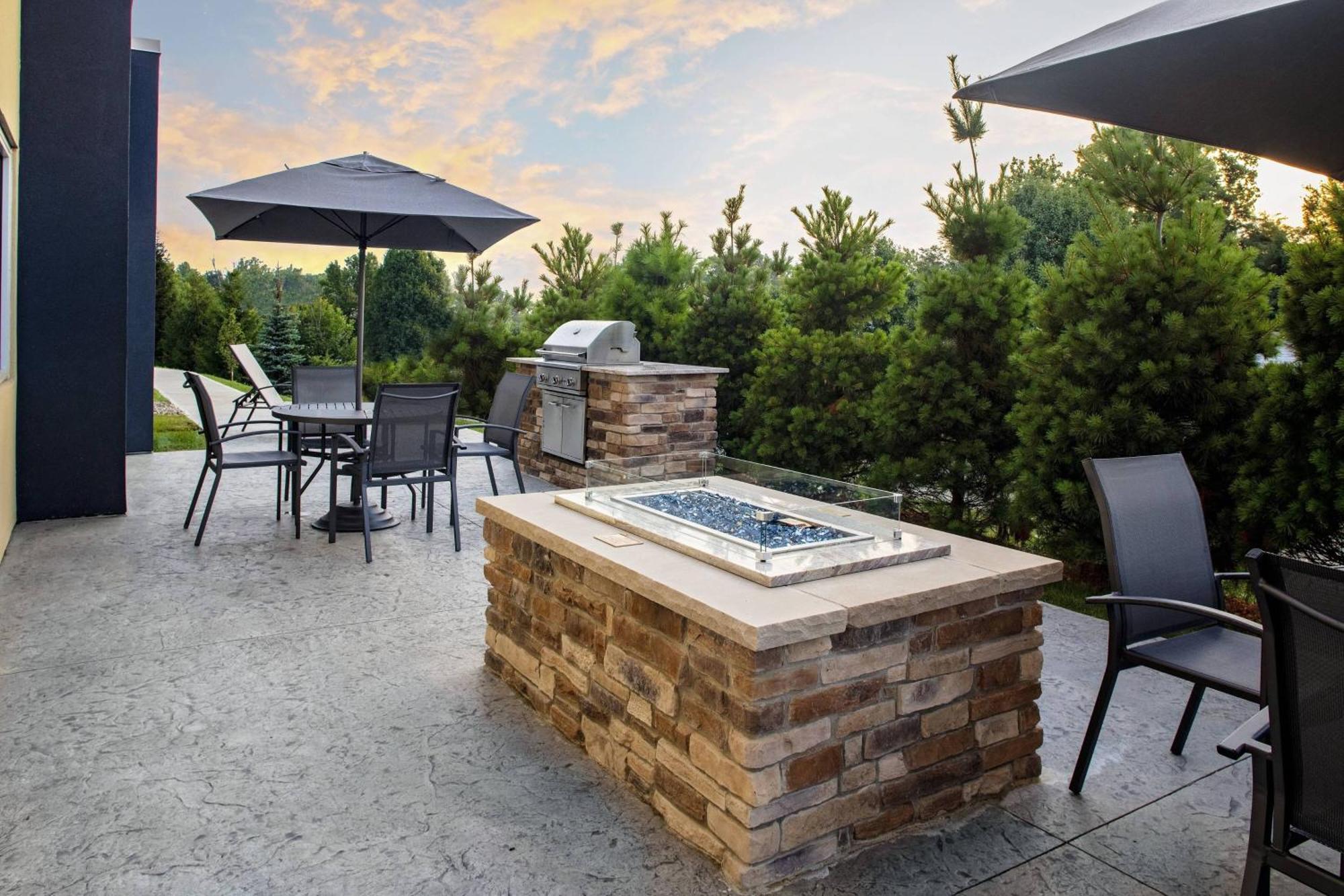 Fairfield Inn & Suites By Marriott Indianapolis Грийнфийлд Екстериор снимка