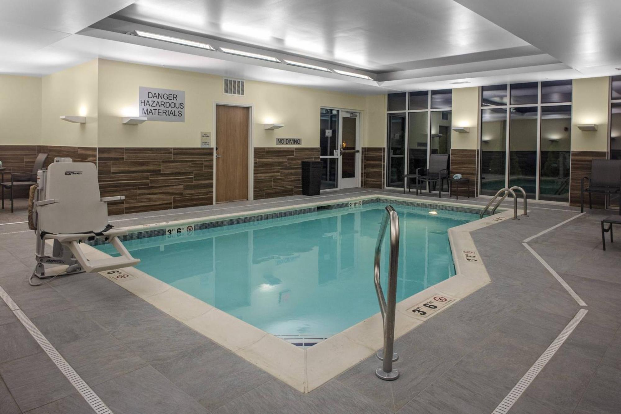 Fairfield Inn & Suites By Marriott Indianapolis Грийнфийлд Екстериор снимка
